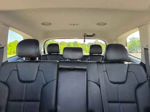 Used 2024 Kia Telluride EX FWD image 32
