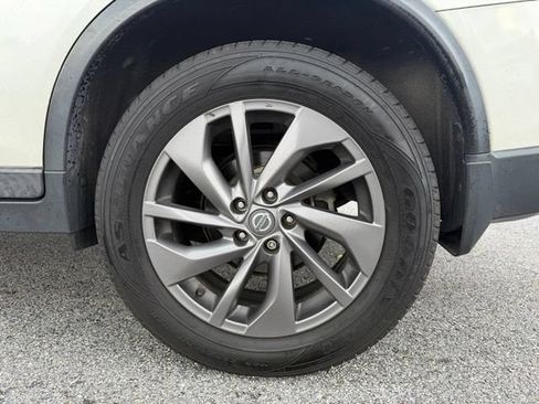 Used 2016 Nissan Rogue SL w/ SL Premium Package AWD/4WD image 19