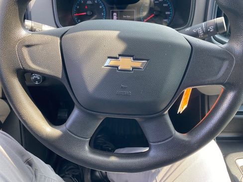 Used 2018 Chevrolet Colorado W/T image 10
