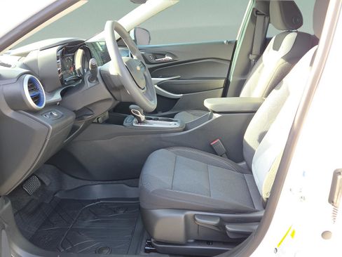 New 2026 Chevrolet Trax LS w/ LS Convenience Package image 20