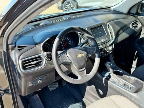 Used 2020 Chevrolet Equinox LT image 15