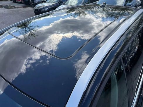 Used 2017 Volvo XC60 T6 Inscription w/ Advanced Package AWD/4WD image 10