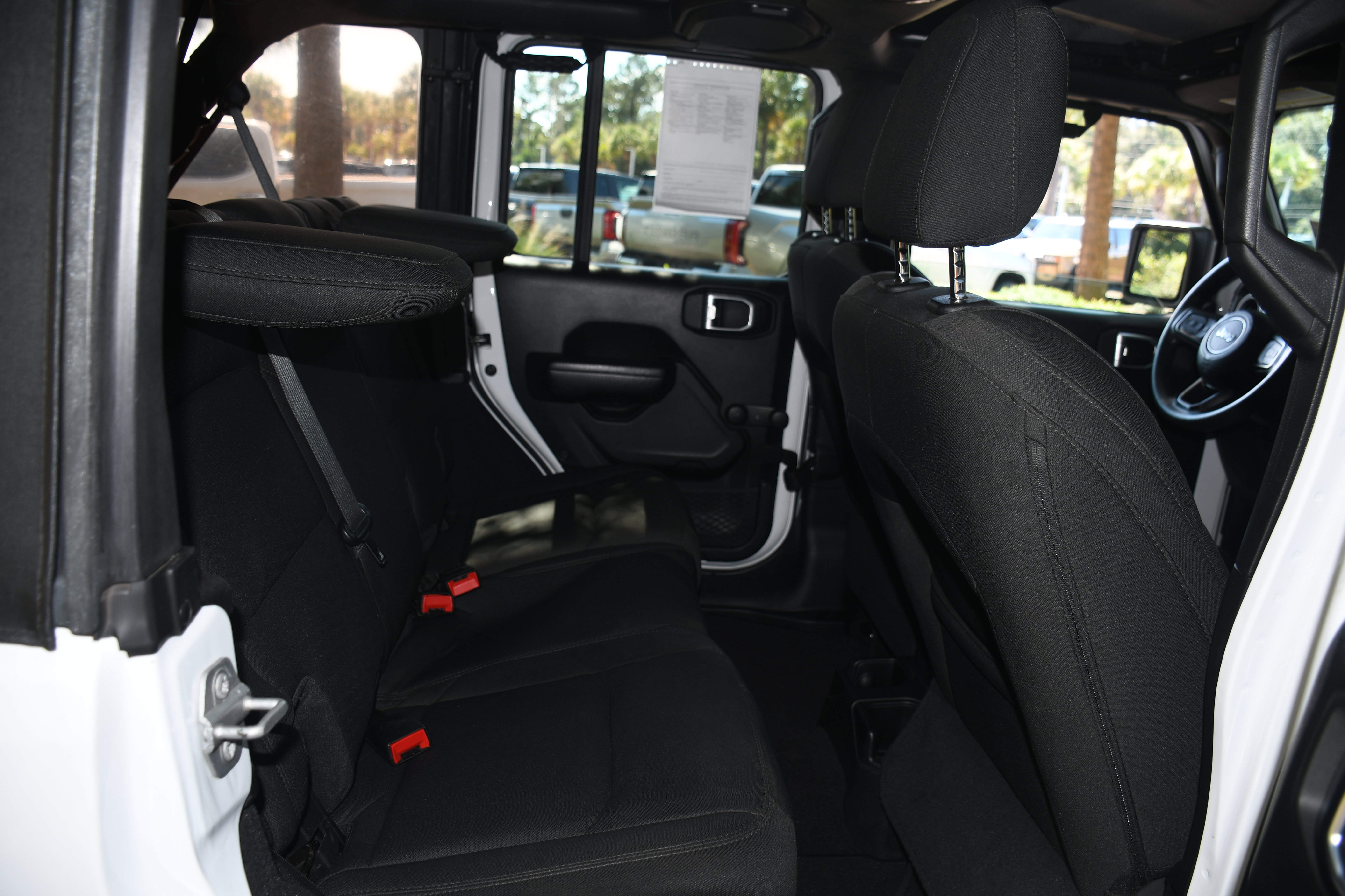 Used 2021 Jeep Wrangler Unlimited Sport AWD/4WD image 18