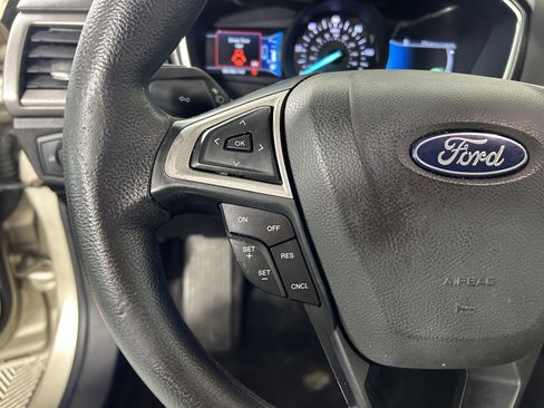 Used 2018 Ford Fusion S FWD image 12