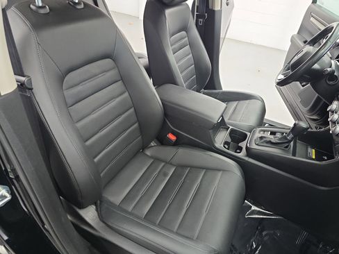 Used 2023 Honda CR-V EX-L image 10