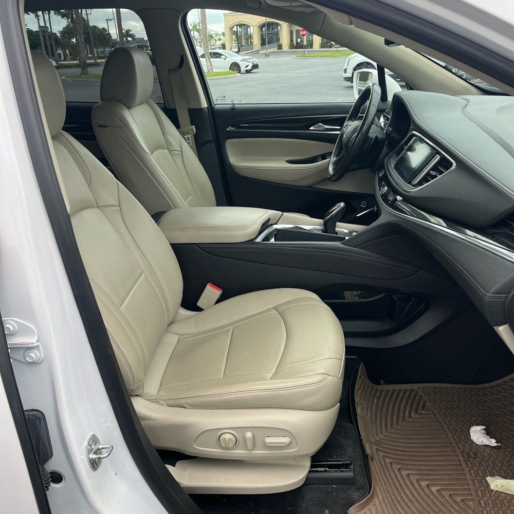 Used 2019 Buick Enclave Essence FWD image 6