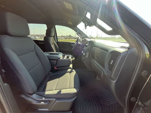 Used 2025 GMC Sierra 1500 Pro w/ Graphite Edition image 40