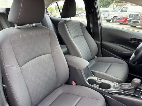 Used 2024 Toyota Corolla LE FWD image 12