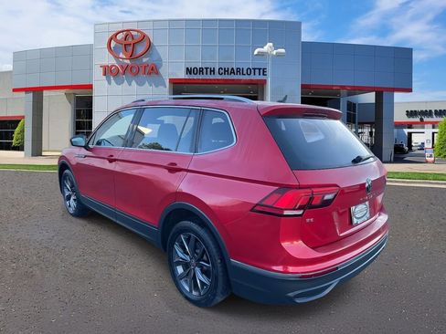Used 2022 Volkswagen Tiguan SE image 8