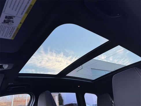 Used 2025 BMW X1 xDrive28i image 19