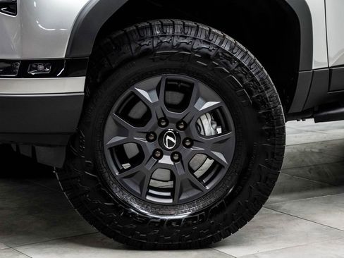 Used 2025 Lexus GX 550 550 Overtrail+ image 3