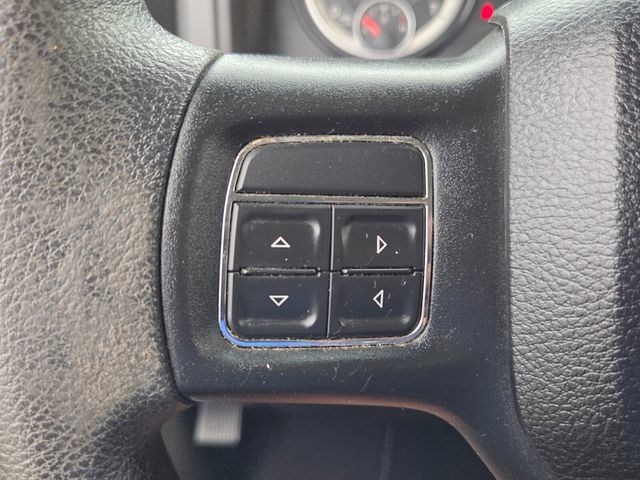 Used 2019 RAM 1500 Express RWD image 30