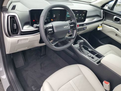 New 2026 Kia Sorento S w/ S Panoramic Sunroof Package image 6