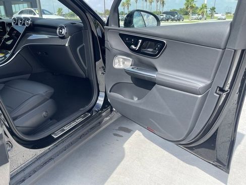New 2025 Mercedes-Benz GLC 300 image 21