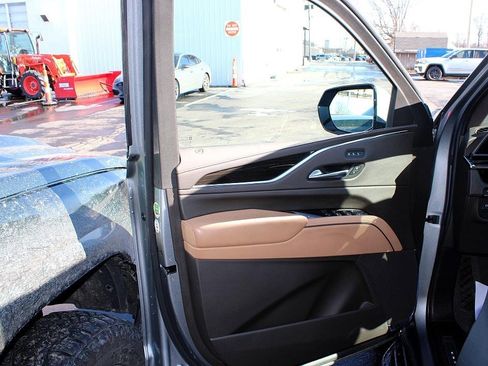 Used 2023 Cadillac Escalade Sport image 37