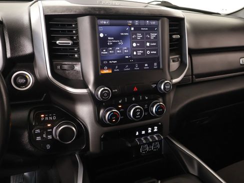 Used 2022 RAM 1500 Big Horn AWD/4WD image 5