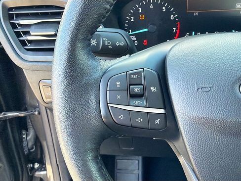 Used 2020 Ford Escape SEL image 38