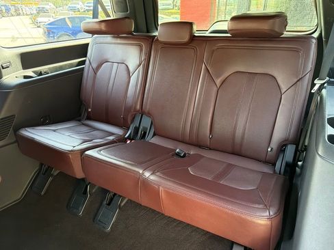 Used 2023 Ford Expedition Max Limited image 33