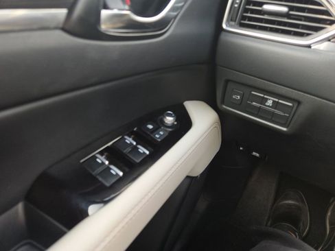Used 2023 MAZDA CX-5 AWD 2.5 S w/ Premium Package image 17