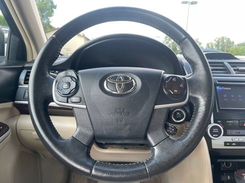 Used 2012 Toyota Camry XLE FWD image 27