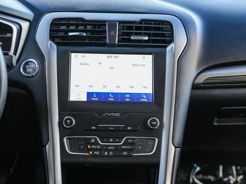 Used 2020 Ford Fusion SEL image 13