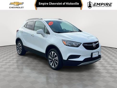 Used 2022 Buick Encore Preferred w/ Safety Package AWD/4WD image 1