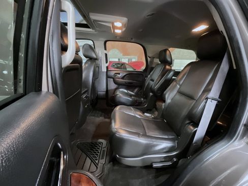 Used 2014 Chevrolet Tahoe LTZ AWD/4WD image 19