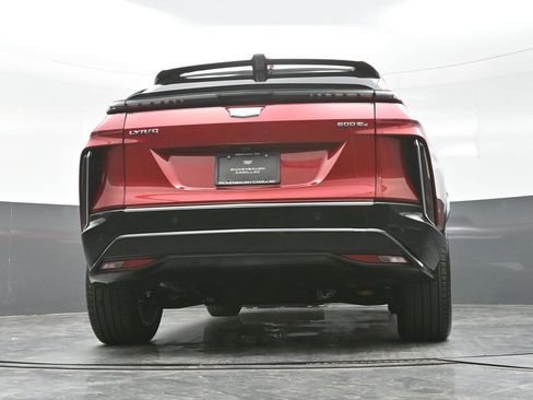 New 2026 Cadillac Lyriq Luxury image 36