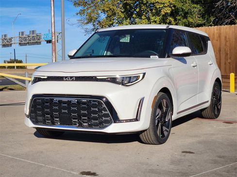 New 2025 Kia Soul GT-Line w/ GT-Line Technology Package image 2