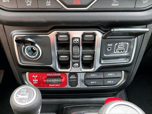 New 2026 Jeep Gladiator Mojave AWD/4WD image 17