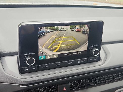 Used 2023 Honda Accord LX image 17