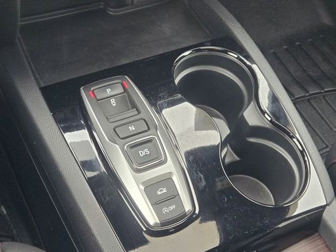 Used 2020 Honda Ridgeline Black Edition image 32