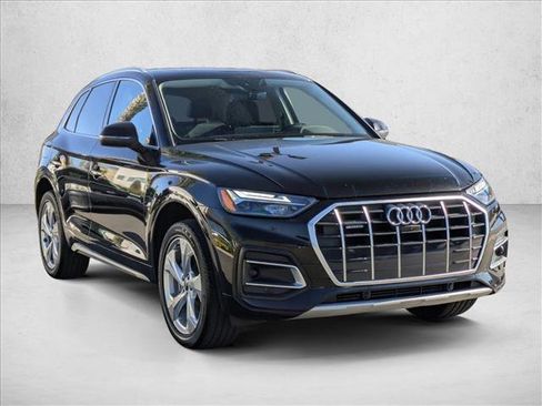 Used 2021 Audi Q5 Premium Plus w/ Premium Plus Package image 3