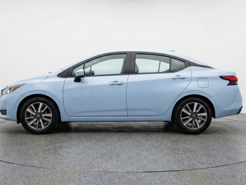 Used 2025 Nissan Versa SV FWD image 14