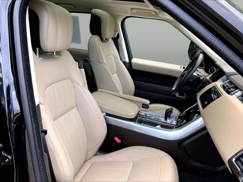 Used 2018 Land Rover Range Rover Sport HSE AWD/4WD image 8