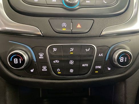 Used 2024 Chevrolet Equinox LT w/ LPO, Floor Liner Package image 40