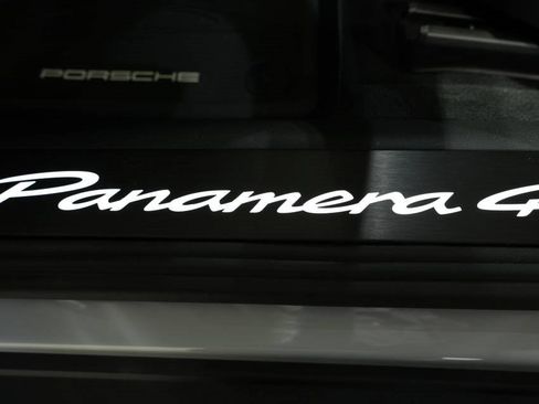 New 2025 Porsche Panamera 4 image 32