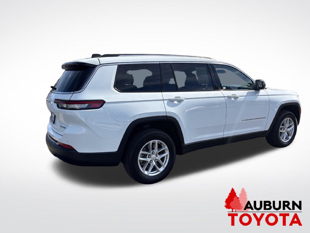 Used 2023 Jeep Grand Cherokee L Laredo AWD/4WD image 5