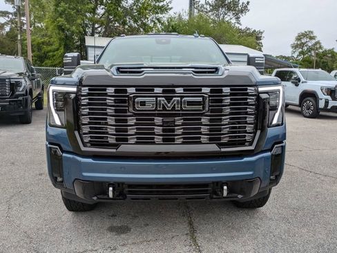 New 2026 GMC Sierra 2500 Denali Ultimate image 8