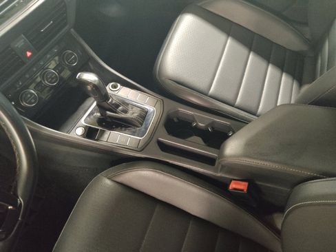 Used 2021 Volkswagen Jetta R-Line FWD image 26