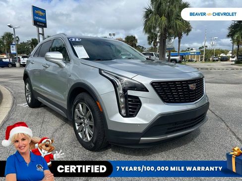 Used 2022 Cadillac XT4 Premium Luxury w/ Safety Alert Package image 2