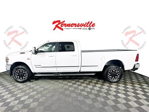 New 2026 RAM 2500 Limited w/ Towing Technology Group image 4