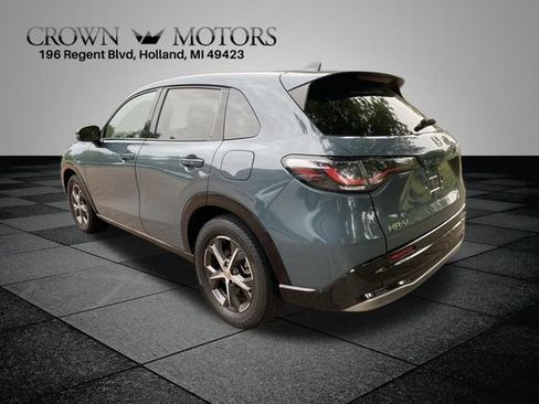 Used 2024 Honda HR-V EX-L image 9