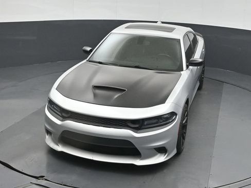 Used 2020 Dodge Charger R/T w/ Plus Group RWD image 41