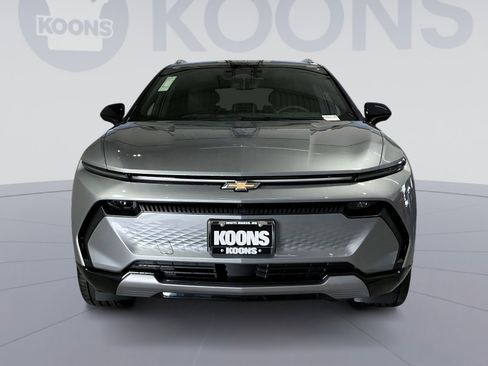 New 2026 Chevrolet Equinox EV LT image 19