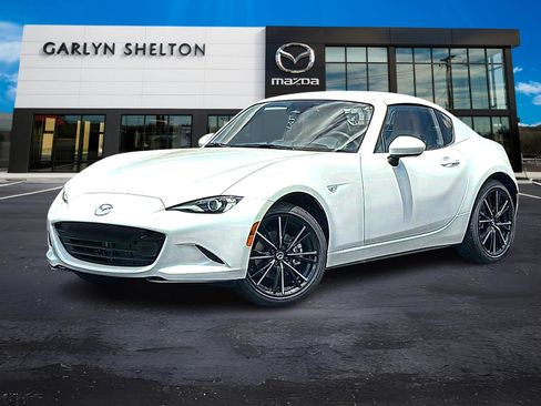 New 2026 MAZDA MX-5 Miata RF Grand Touring RWD image 1