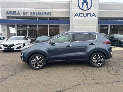 Used 2020 Kia Sportage EX image 32
