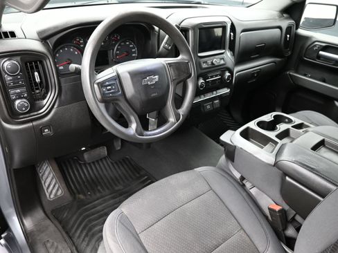 Used 2019 Chevrolet Silverado 1500 Custom Trail Boss AWD/4WD image 22