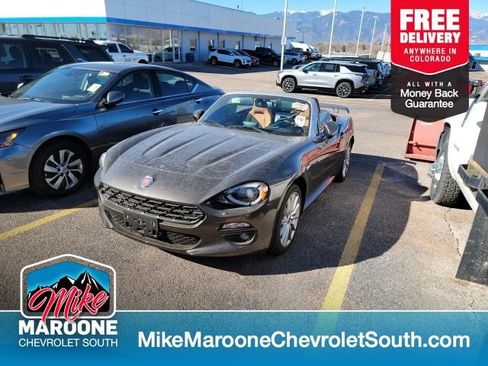 Used 2017 FIAT 124 Spider Lusso image 1