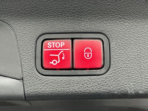 Certified 2023 Mercedes-Benz GLS 450 4MATIC image 26